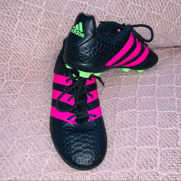 Adidas | Soccer Cleats | Boys 2.5 | EUC - Picture 2 of 4